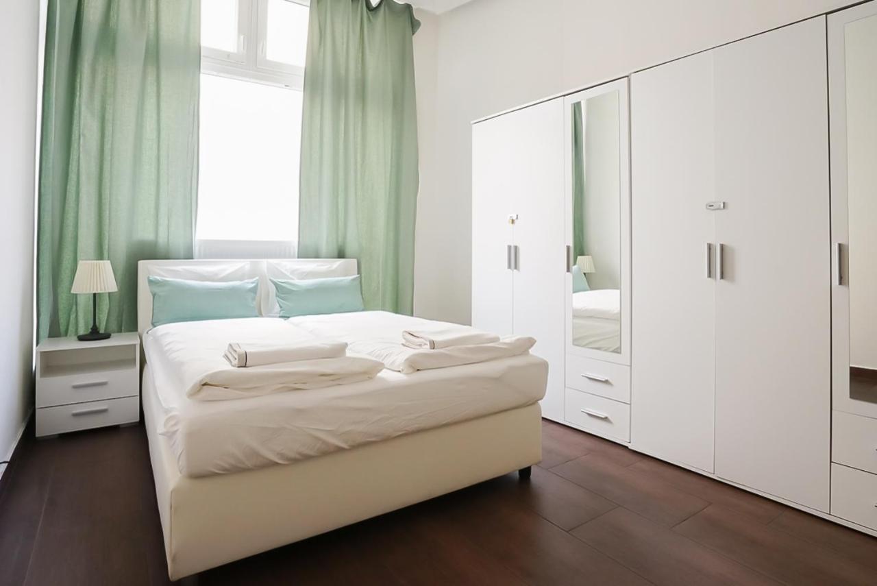 Wonderful Big Apartment Near Yppen Market Vienna Exterior photo